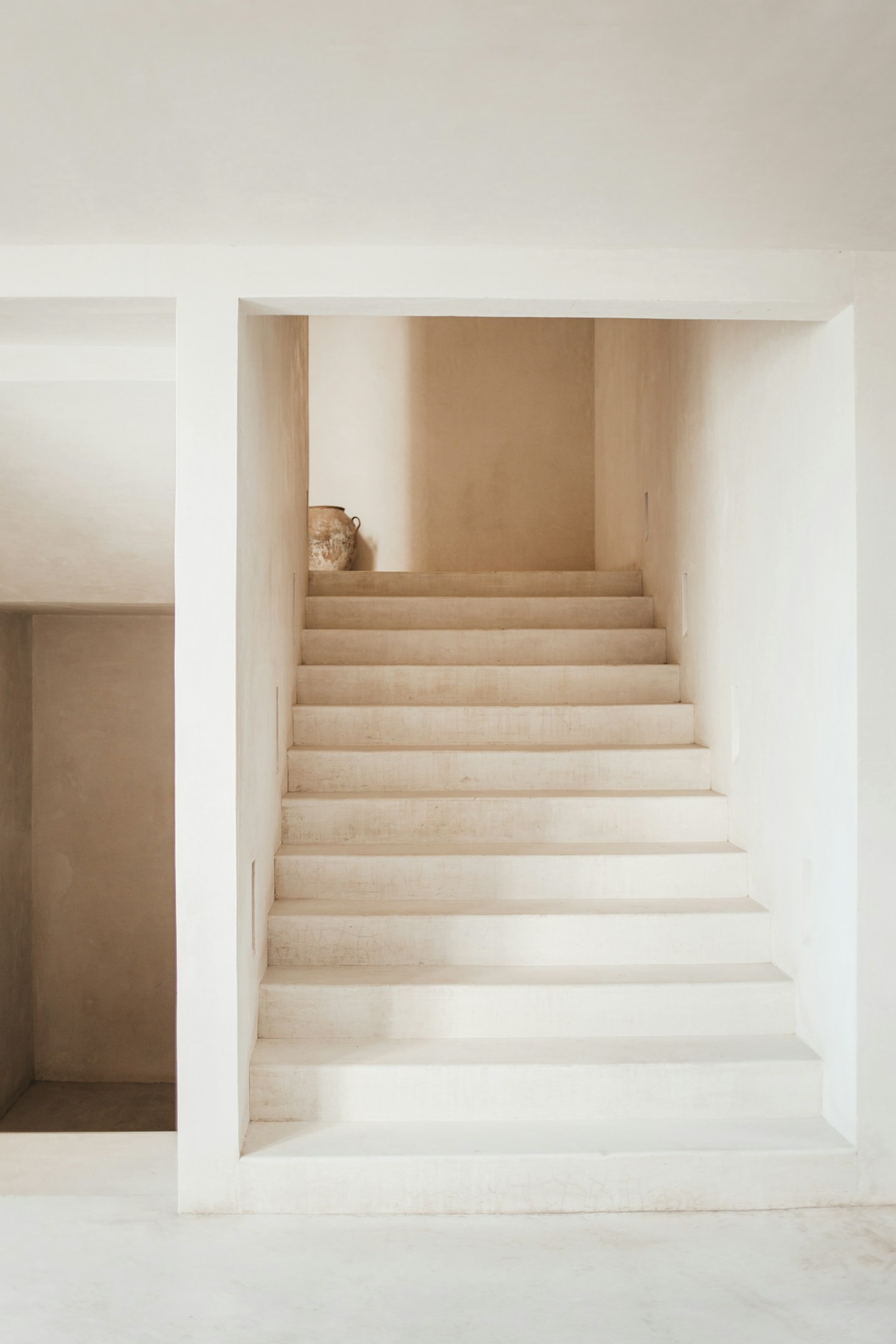 Minimalist Hacks for a Simplified Lifestyle